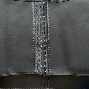 Black Waist Trainer